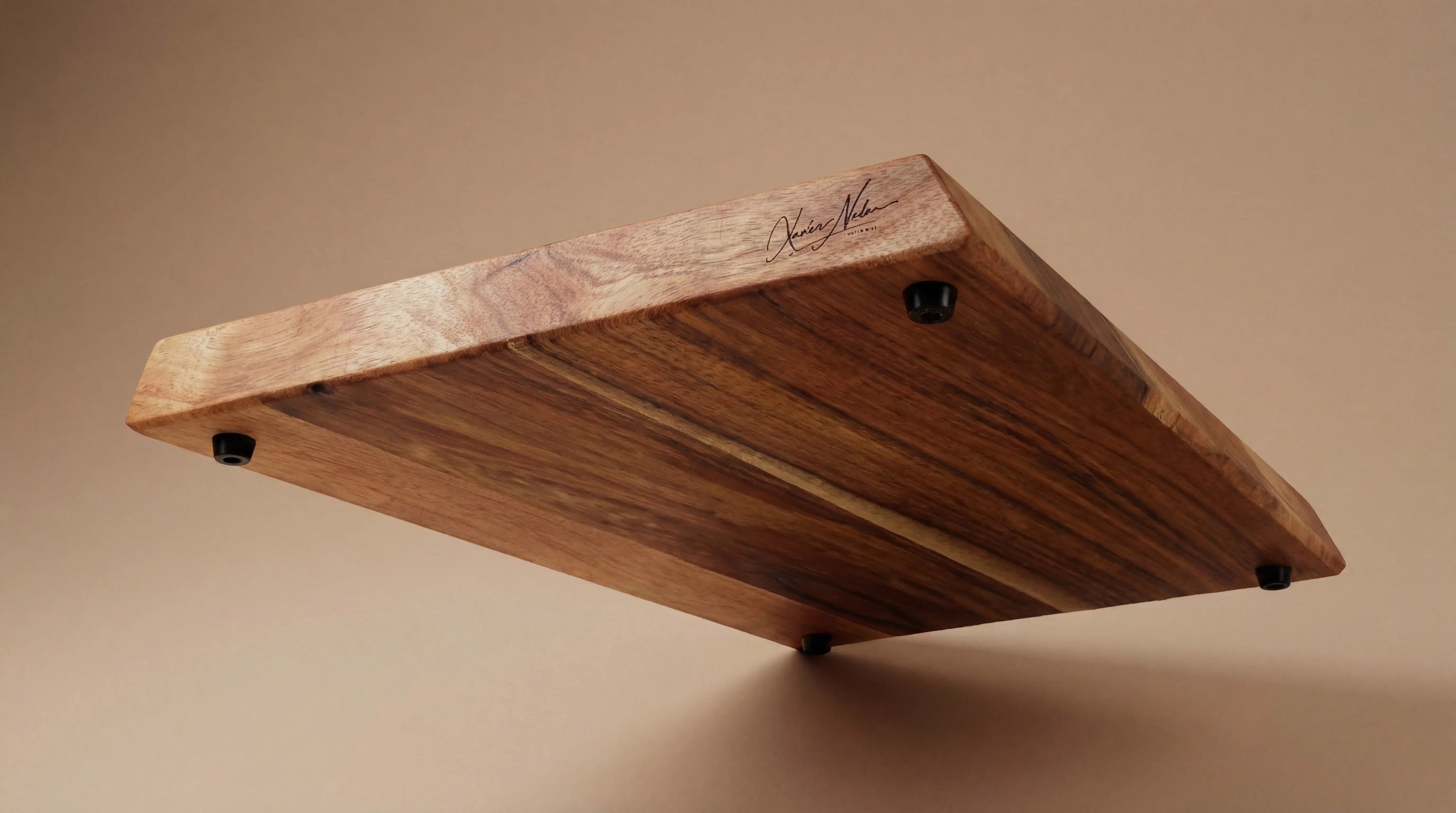 Plateau en bois d'acacia Xavier Nadau Designer