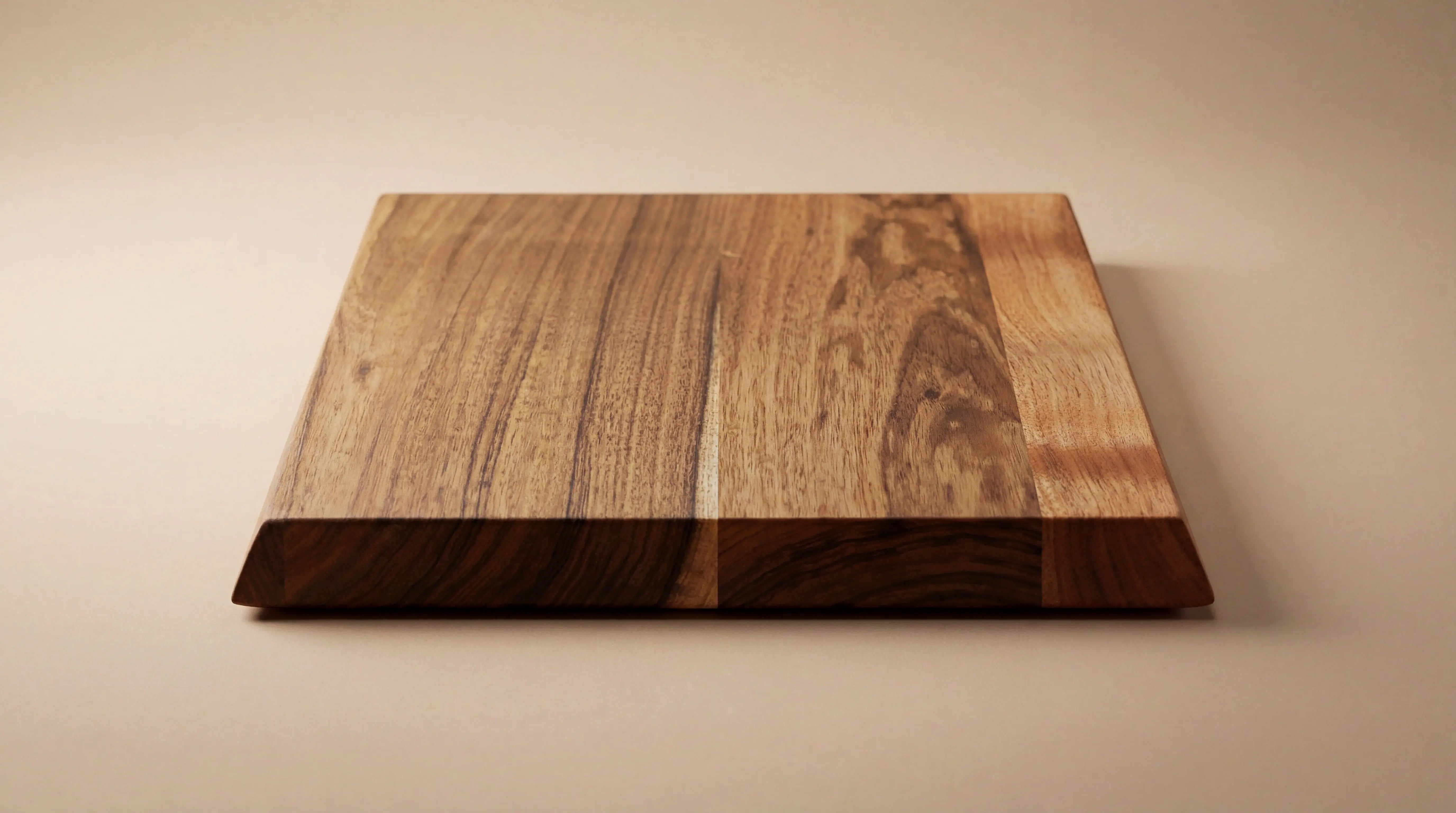 Plateau en bois d'acacia Xavier Nadau Designer